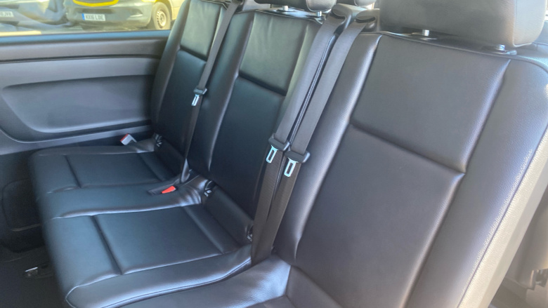 Mercedes-Benz Vito Tourer L3 Diesel Rwd 114 CDI Pro 9-Seater 9G-Tronic